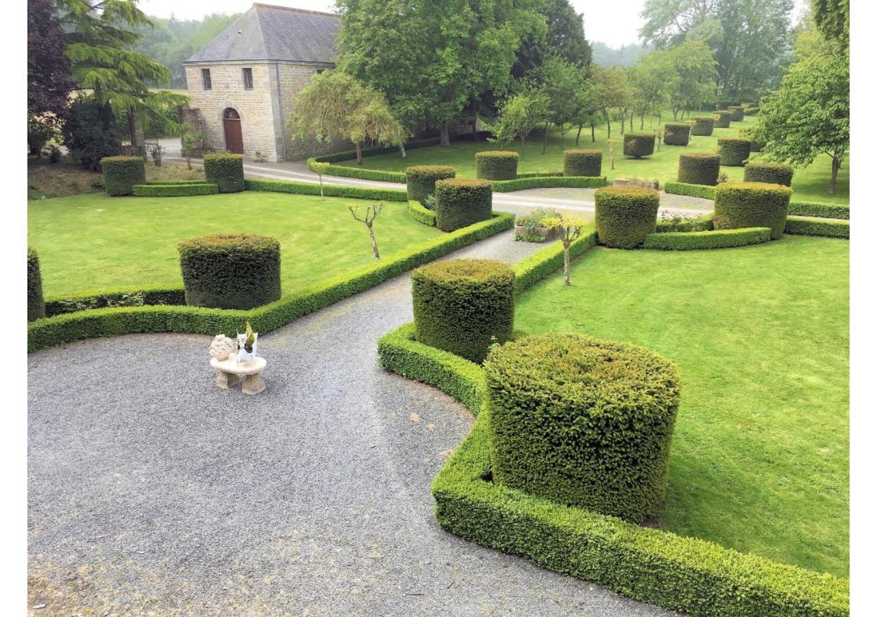 Chateau Du Bu Anctoville Bagian luar foto